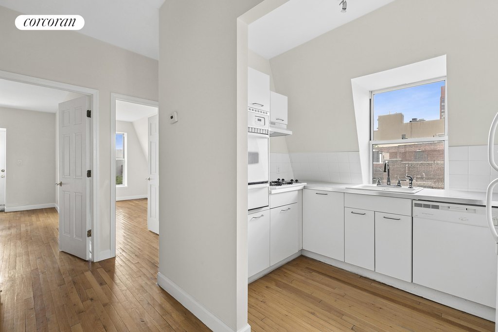 2099 Fifth Avenue – For Sale photo 16