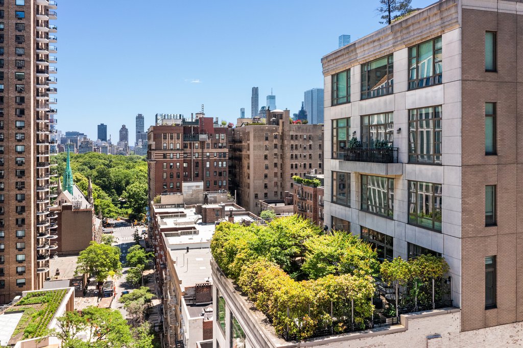 43 West 64th Street, Unit PH10B photo 2