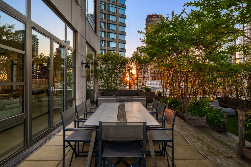 43 West 64th Street, Unit PH10B photo 21