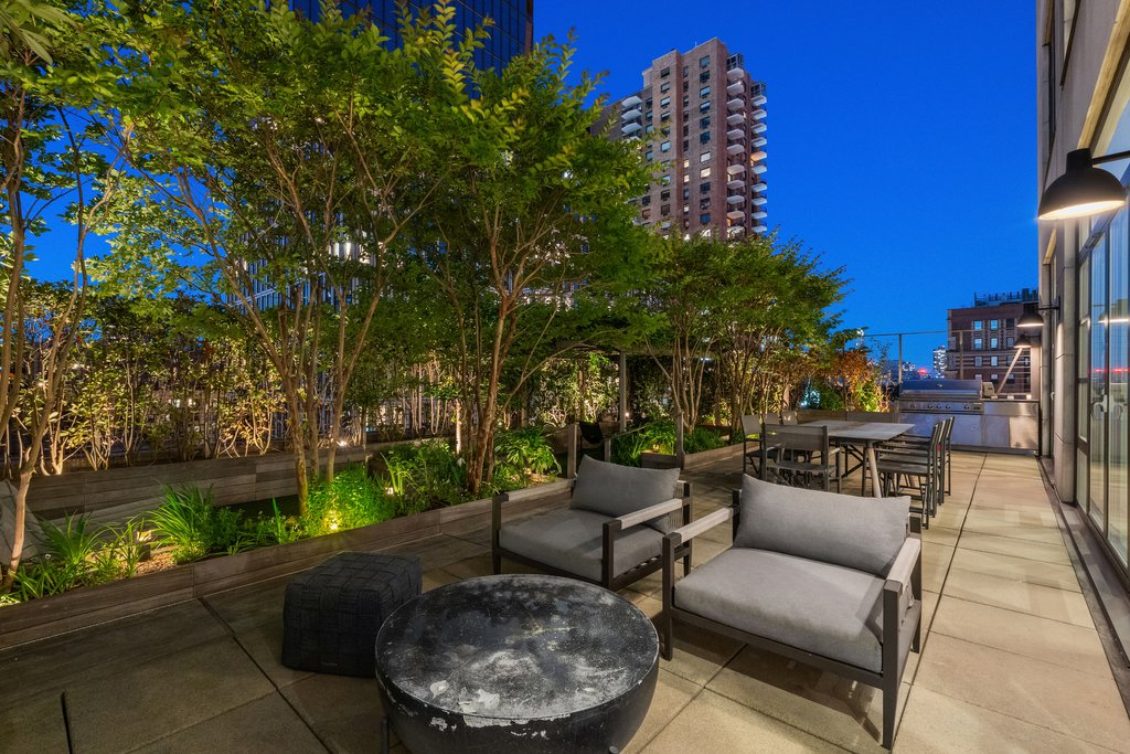 43 West 64th Street, Unit PH10B photo 23
