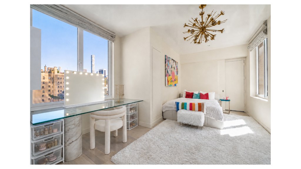 43 West 64th Street, Unit PH10B photo 32