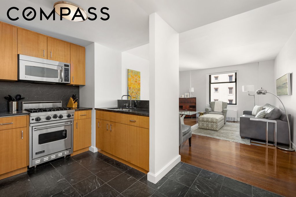 100 West 58th Street, Unit 15E photo 5