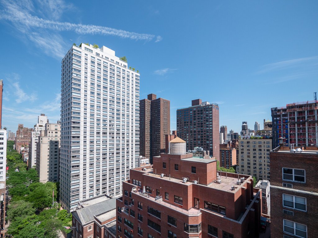 233 East 69th Street, Unit 15O photo 6