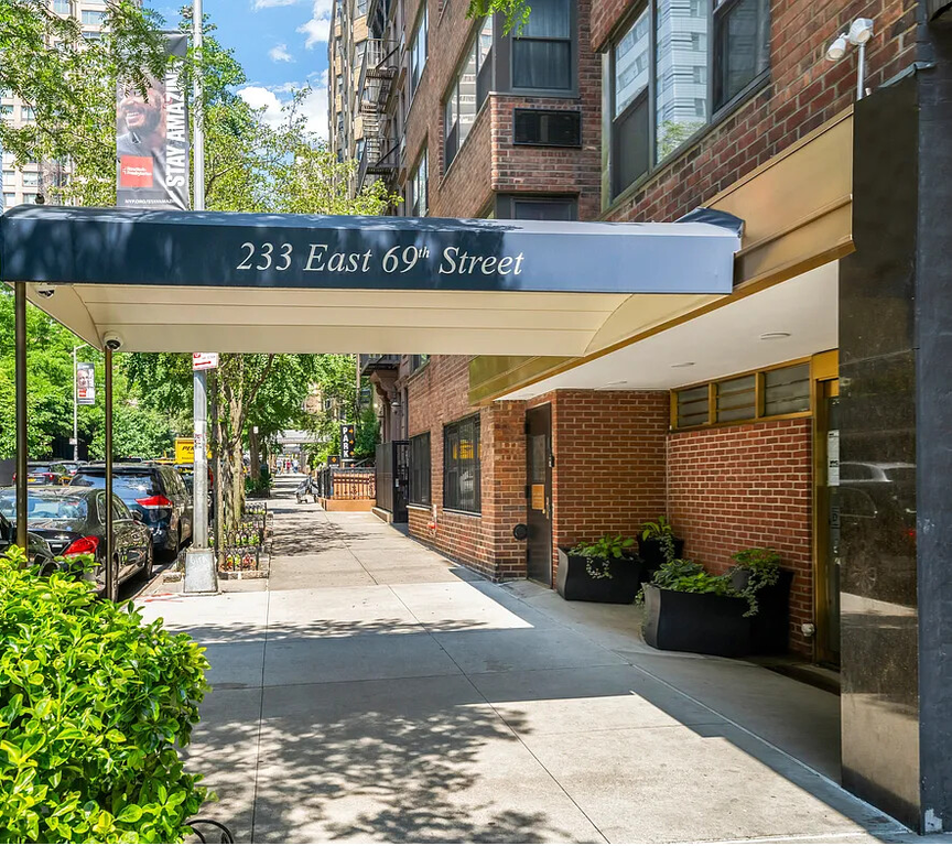 233 East 69th Street, Unit 15O photo 12