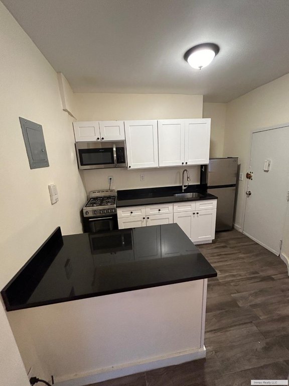 75 Lexington Avenue, Unit 3R photo 7