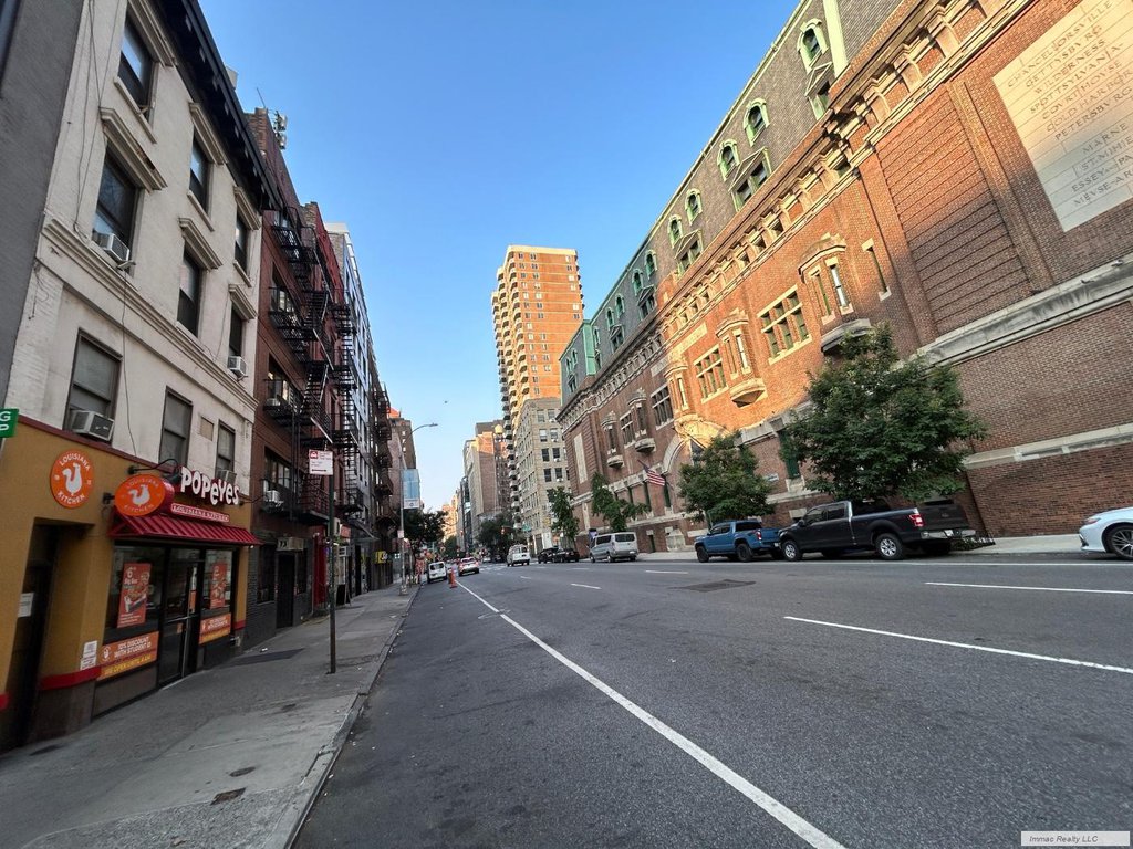 75 Lexington Avenue, Unit 3R photo 13