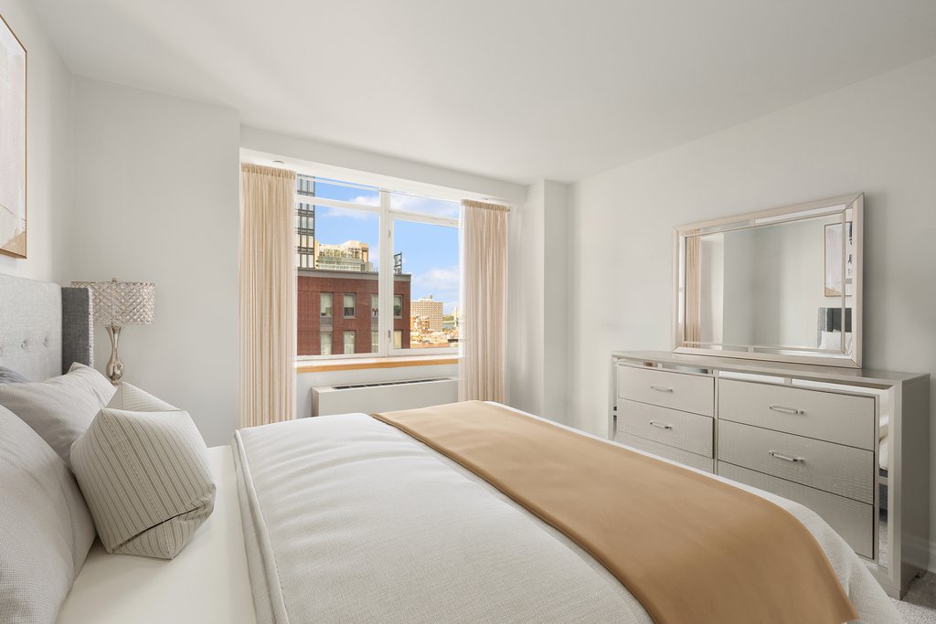 1760 Second Avenue, Unit 10A photo 8
