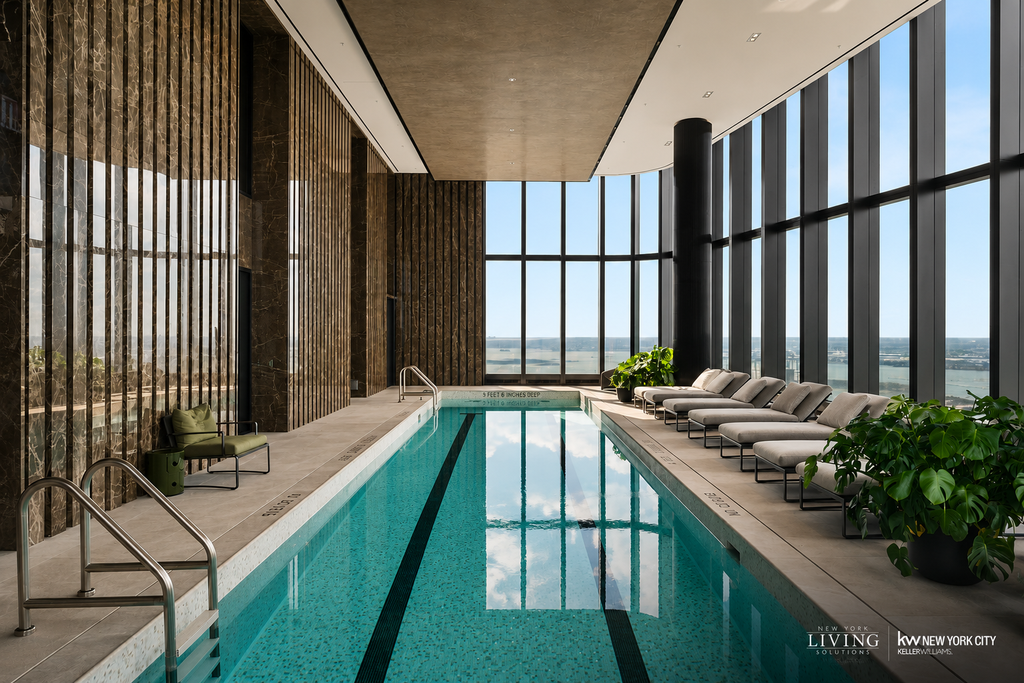 125 Greenwich Street, Unit 56A photo 11