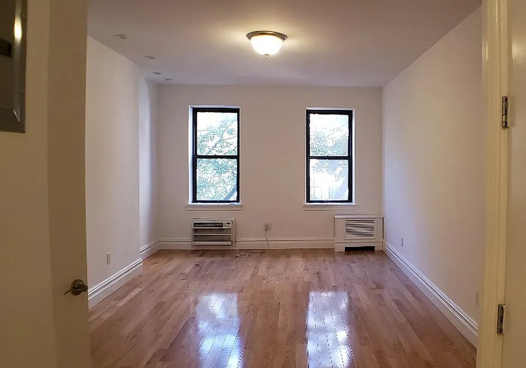352 East 89th Street, Unit 3A photo 2