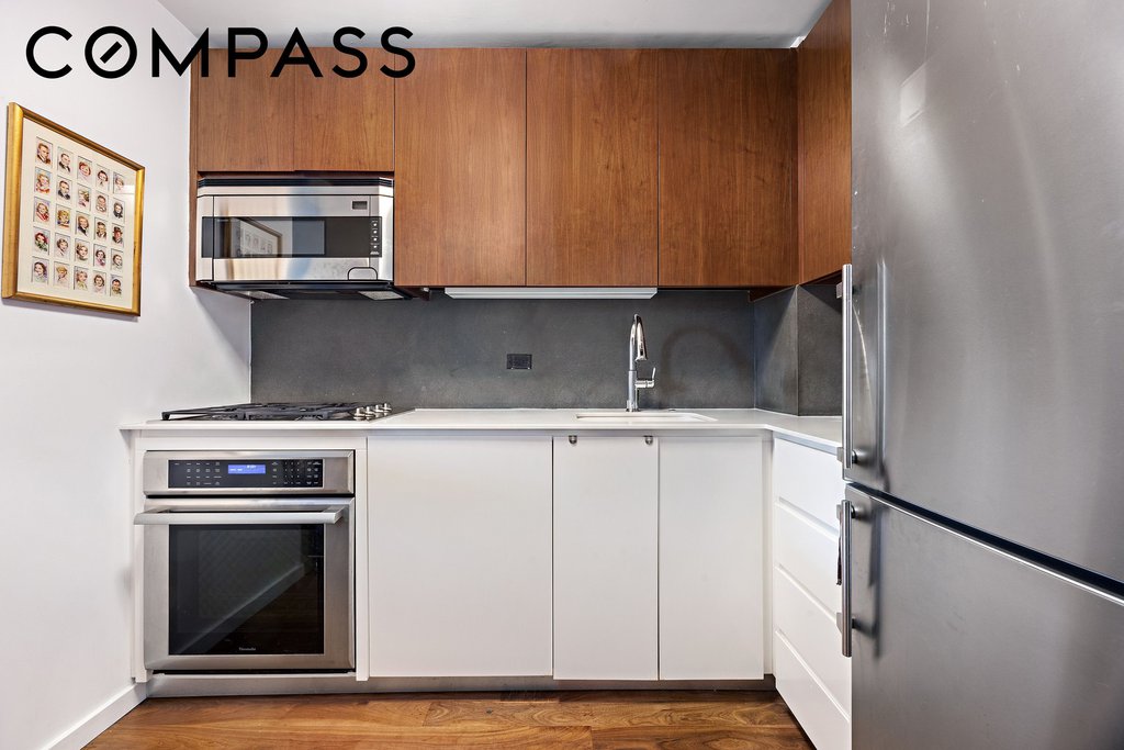 515 East 72nd Street, Unit 11N photo 4