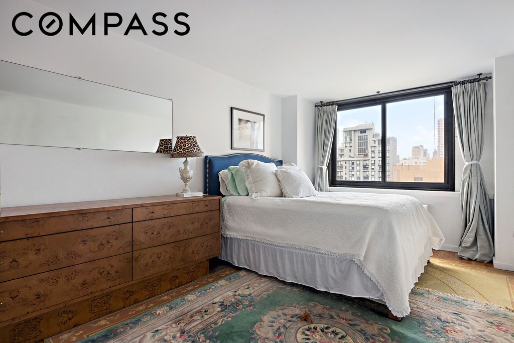 515 East 72nd Street, Unit 11N photo 5