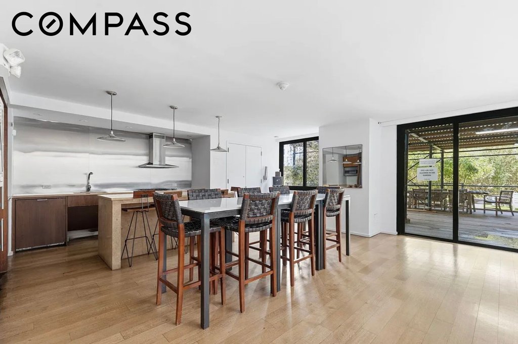 515 East 72nd Street, Unit 11N photo 19