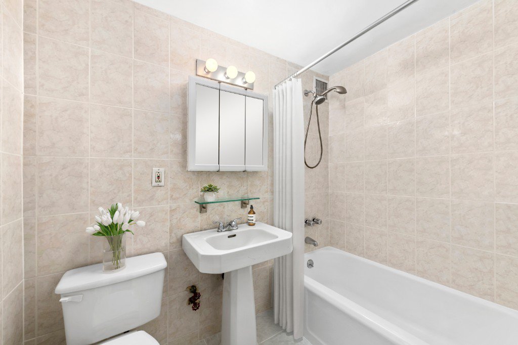 201 Clinton Avenue, Unit 7h photo 7