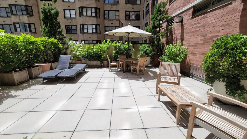 400 East 90th Street, Unit 4D photo 14