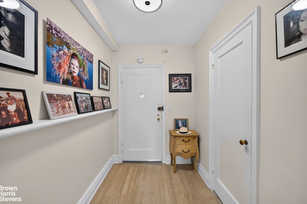 434 East 52nd Street, Unit 10F photo 10