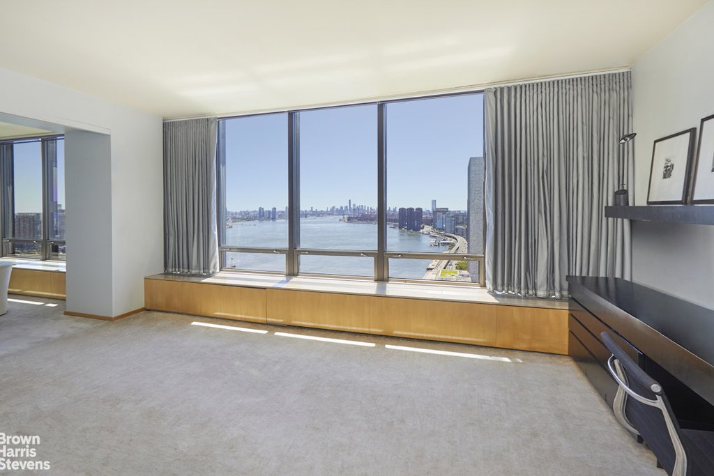 870 United Nations Plaza, Unit 33/34E photo 17