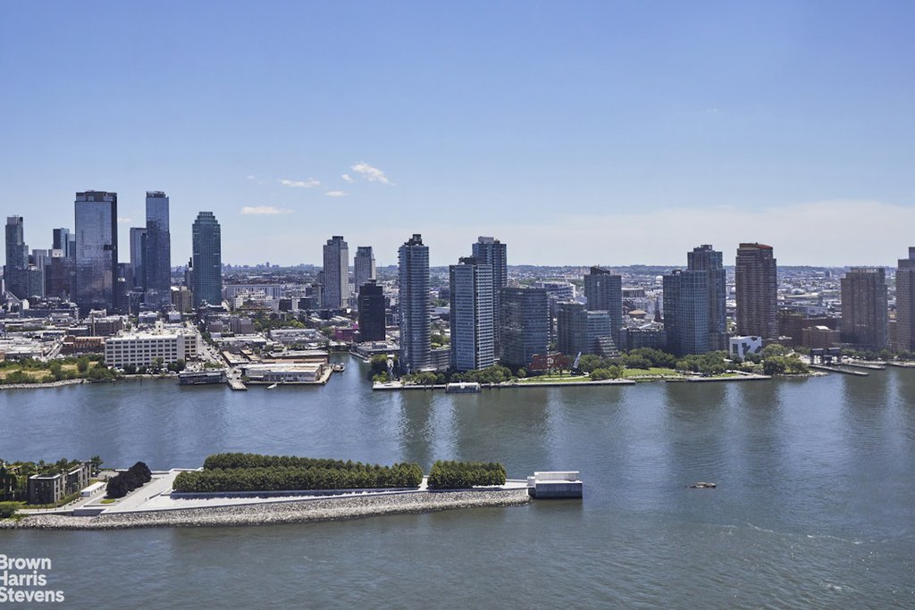 870 United Nations Plaza, Unit 33/34E photo 23