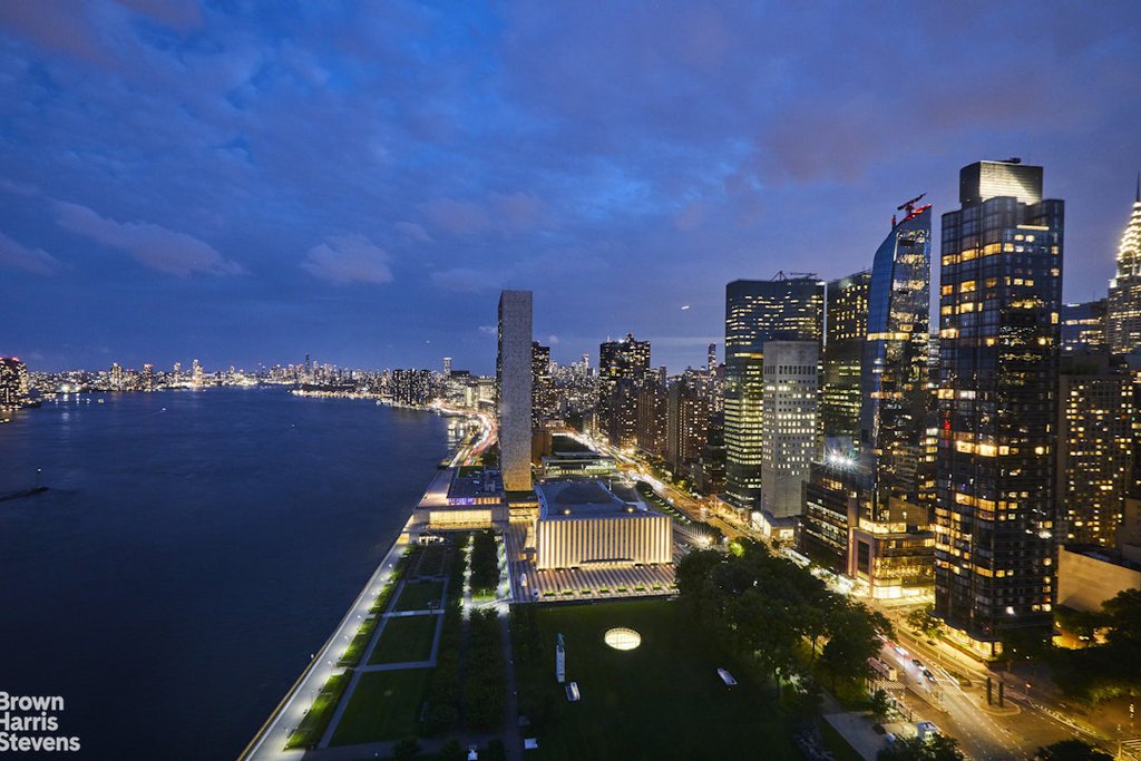 870 United Nations Plaza, Unit 33/34E photo 24