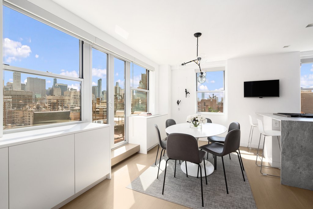 165 East 72nd Street, Unit 20A photo 4
