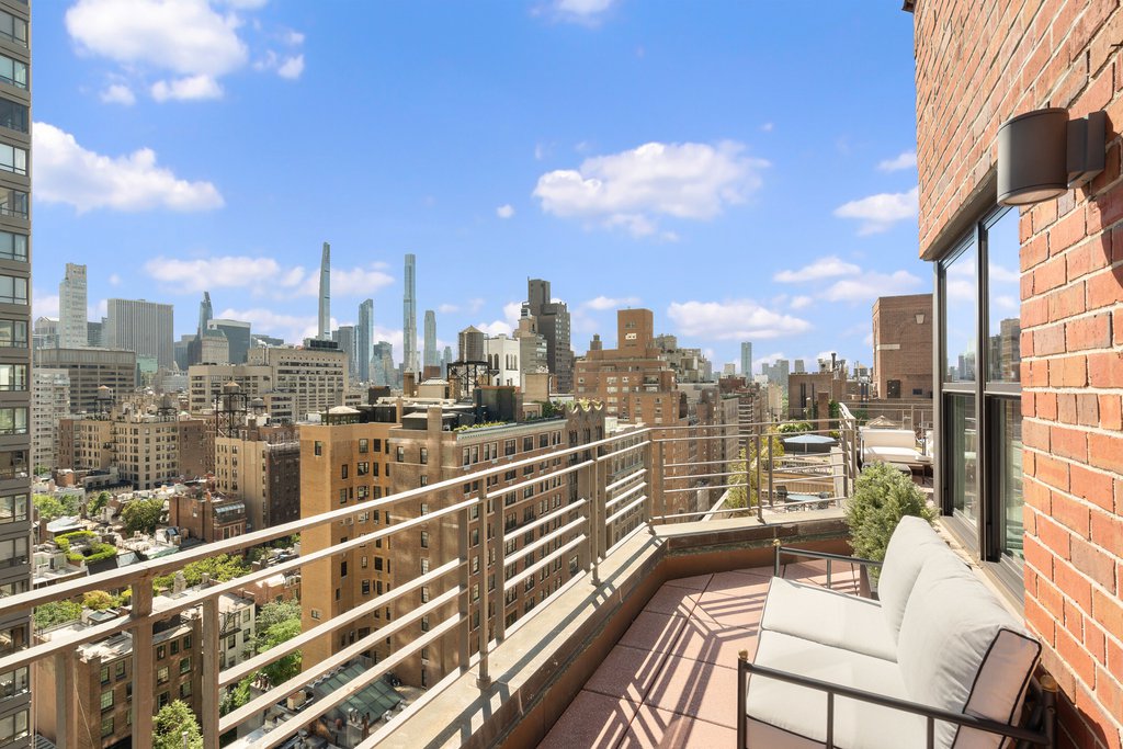 165 East 72nd Street, Unit 20A photo 5