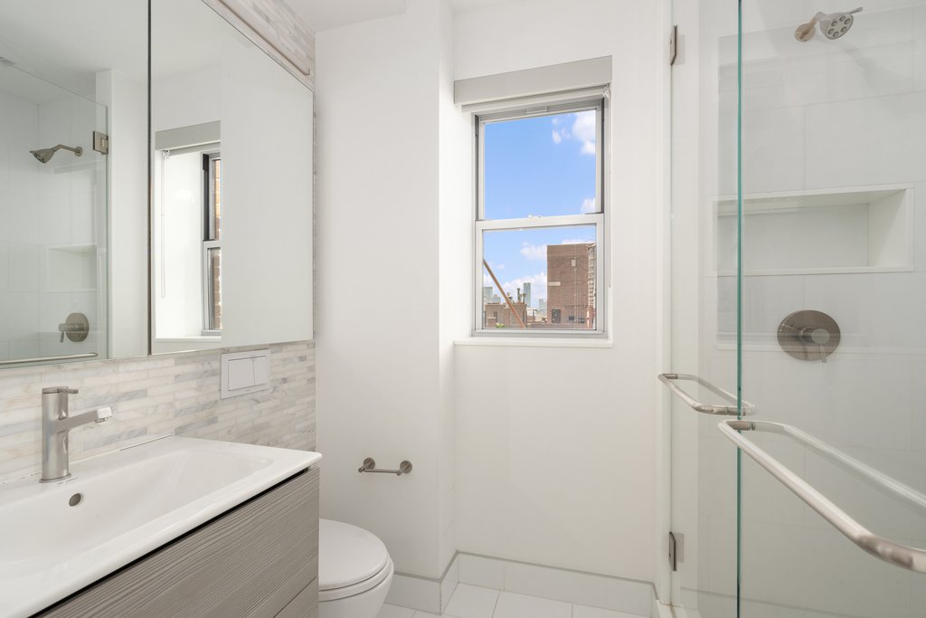 165 East 72nd Street, Unit 20A photo 10
