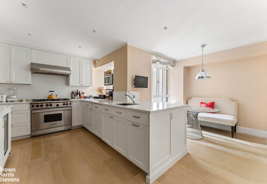 25 Central Park West, Unit 14HI photo 4