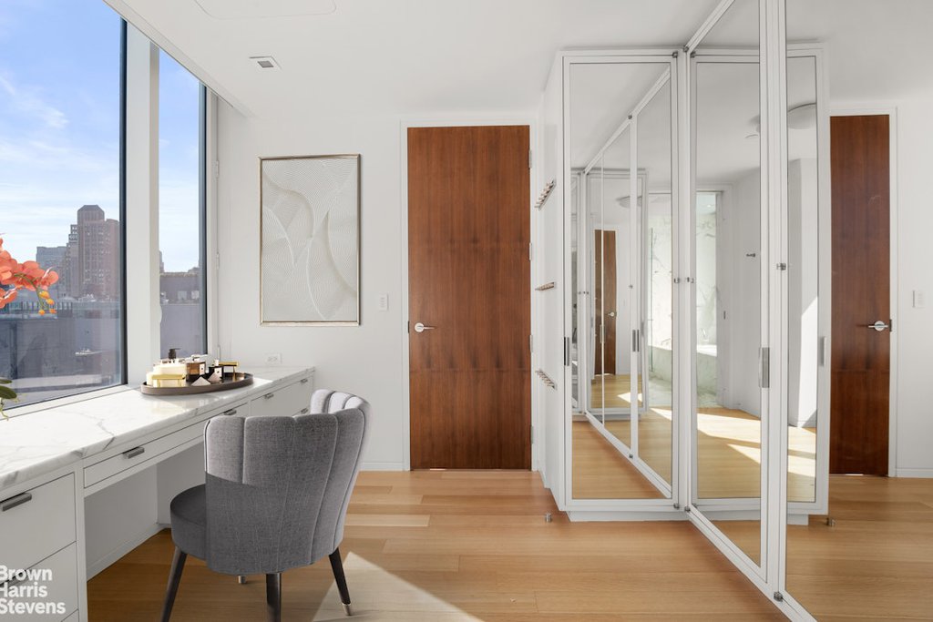 350 West Broadway, Unit 8 photo 5