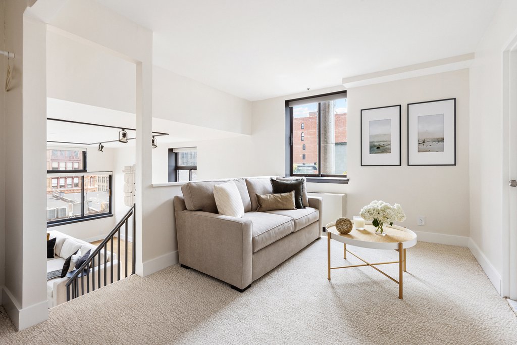 77 Bleecker Street, Unit 812 photo 6