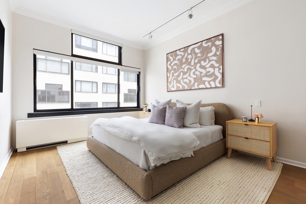 77 Bleecker Street, Unit 812 photo 12