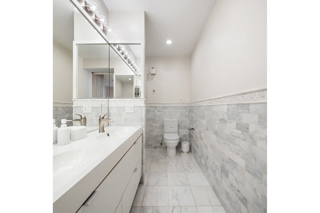 77 Bleecker Street, Unit 812 photo 14