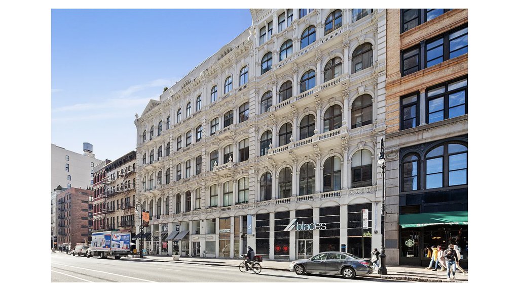 77 Bleecker Street, Unit 812 photo 20