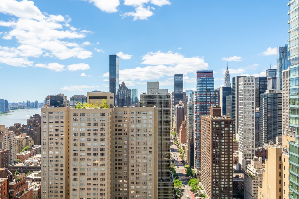 303 East 57th Street, Unit 32B photo 7