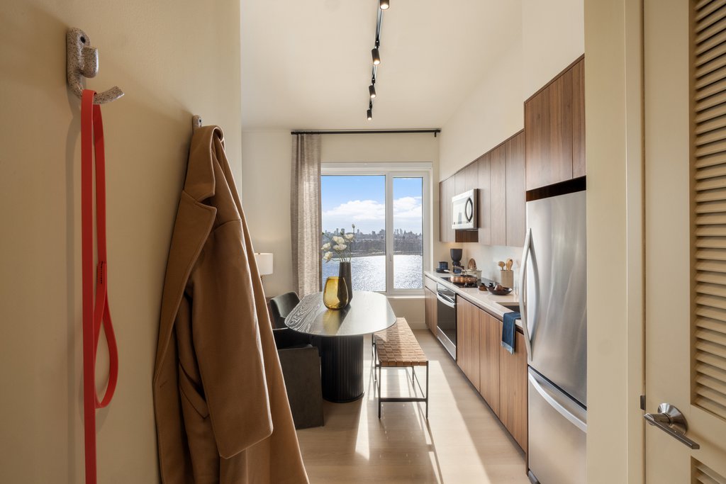 18 India Street, Unit 3302S photo 6
