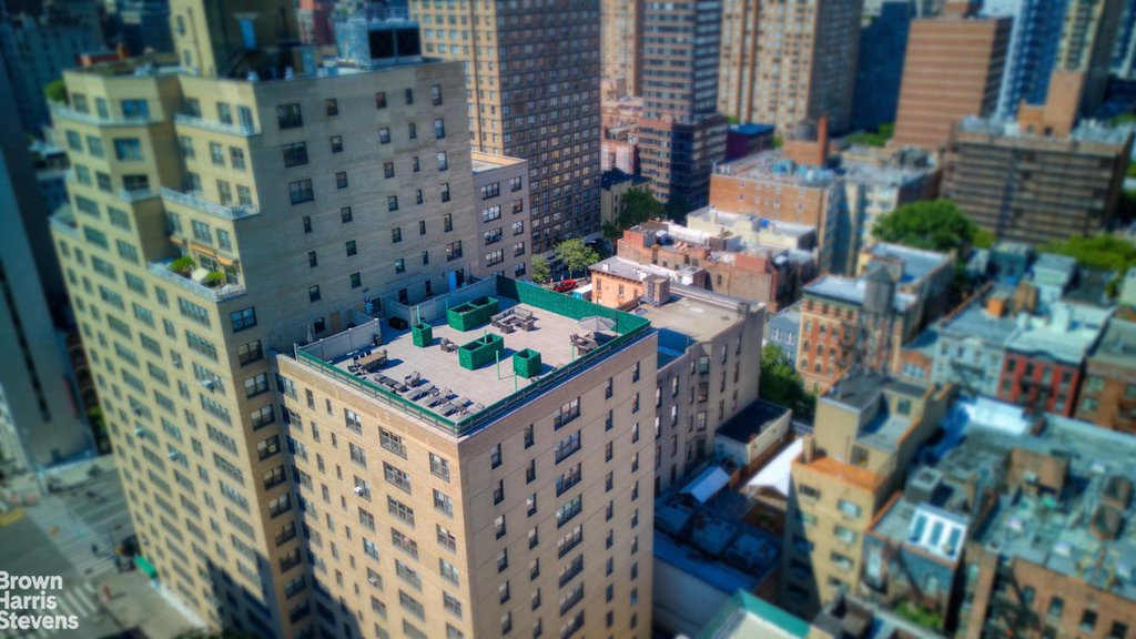 201 East 28th Street, Unit 15L photo 13