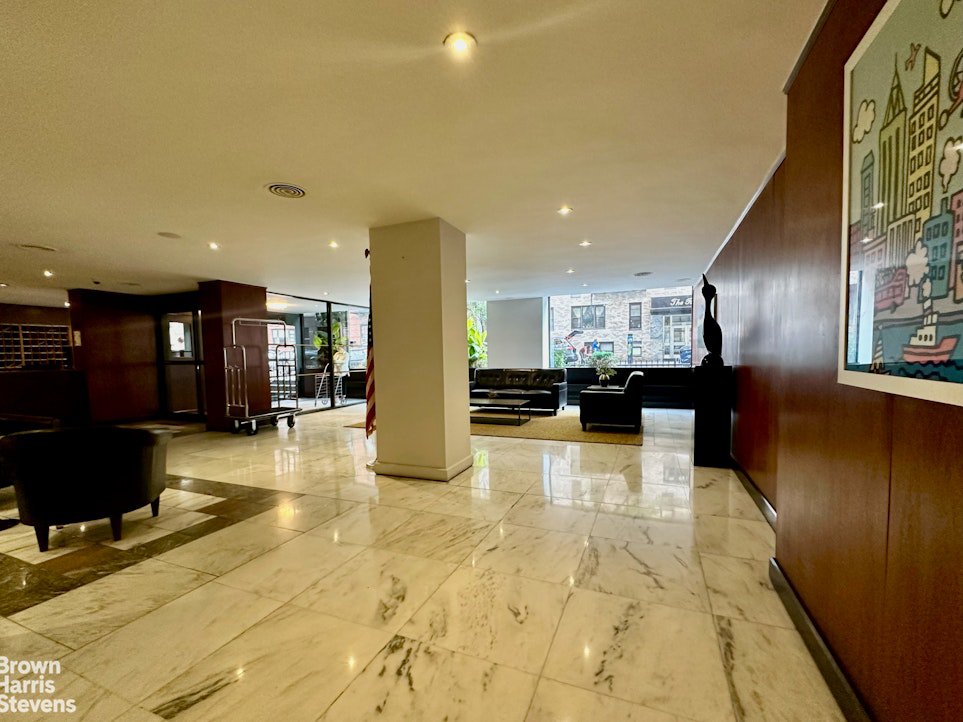 201 East 28th Street, Unit 15L photo 14