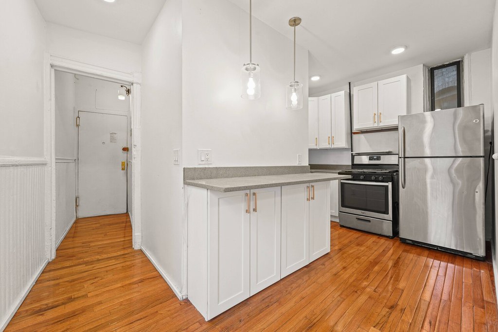 351 West 47th Street – For Sale photo 5