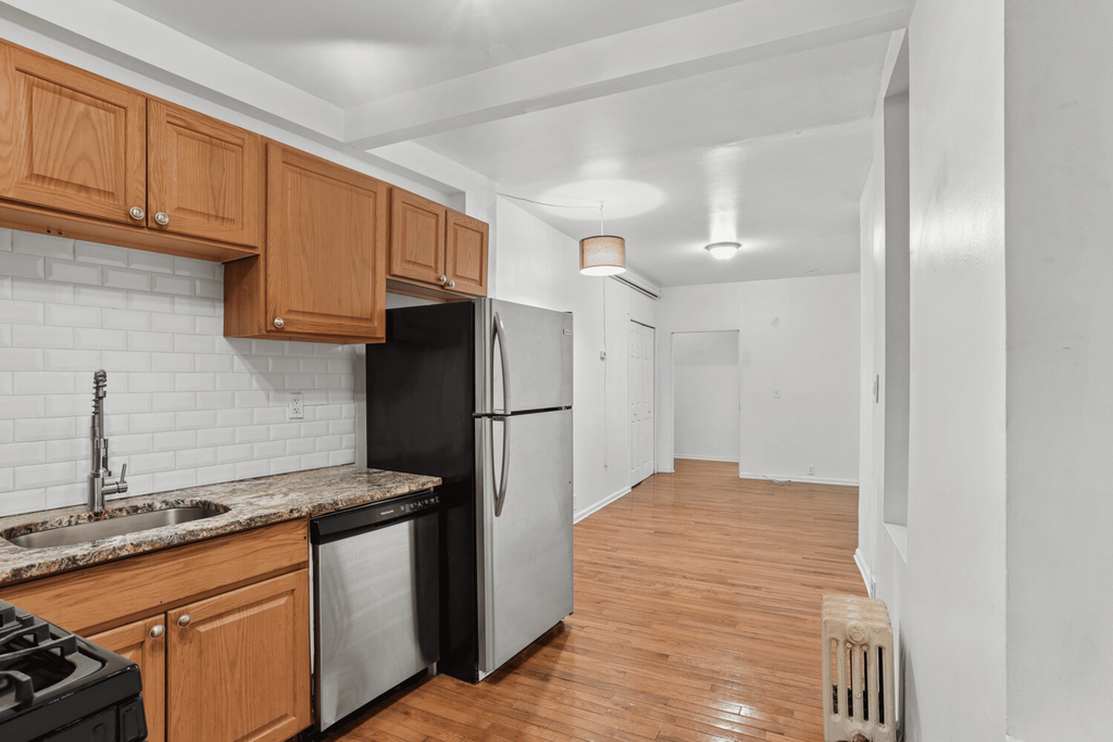 351 West 47th Street – For Sale photo 13