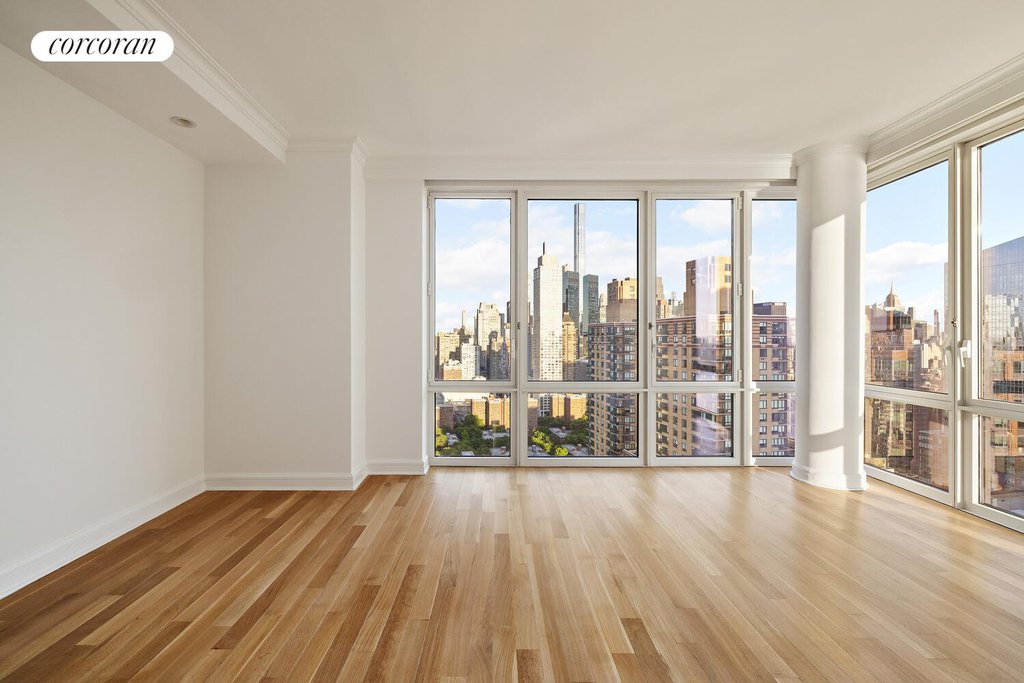 80 Riverside Boulevard, Unit 36B photo 9
