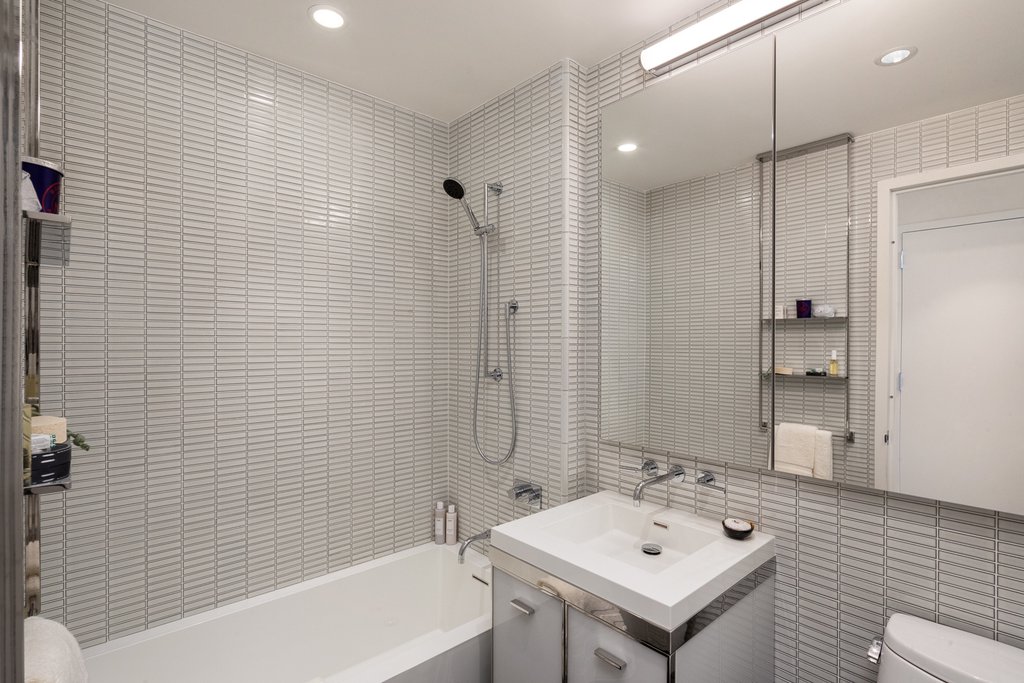 252 South Street, Unit 68C photo 9