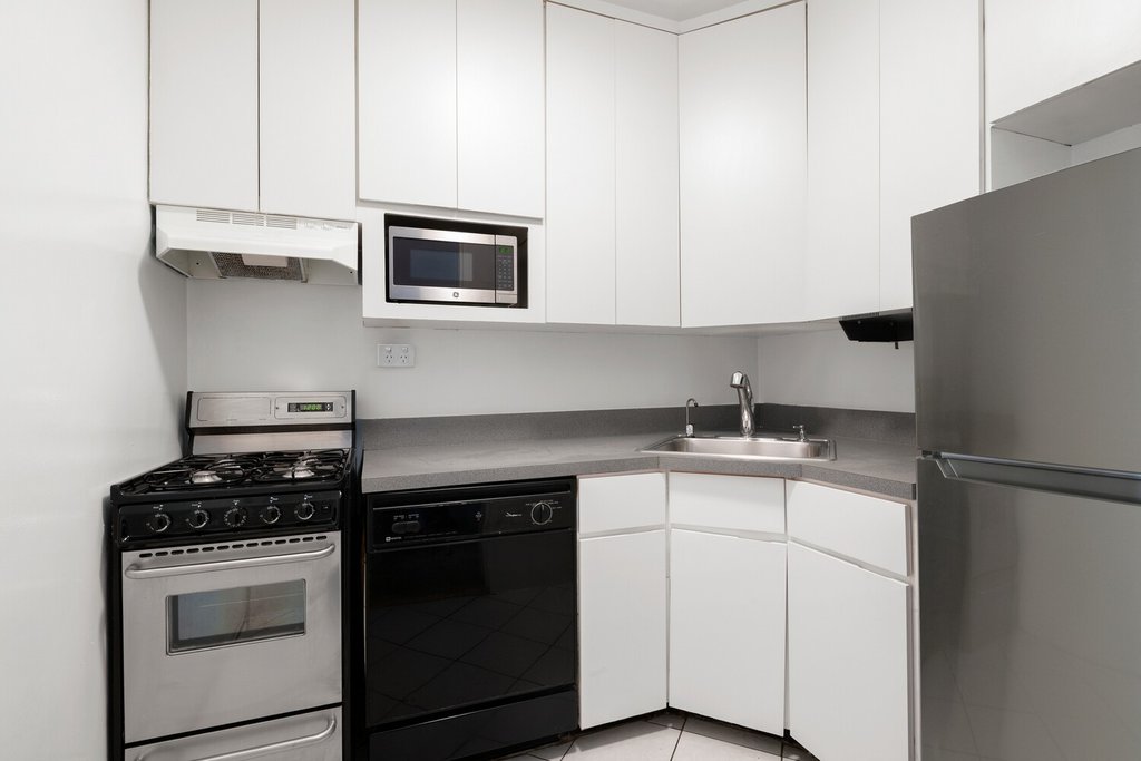 205 East 63rd Street, Unit 5A photo 6