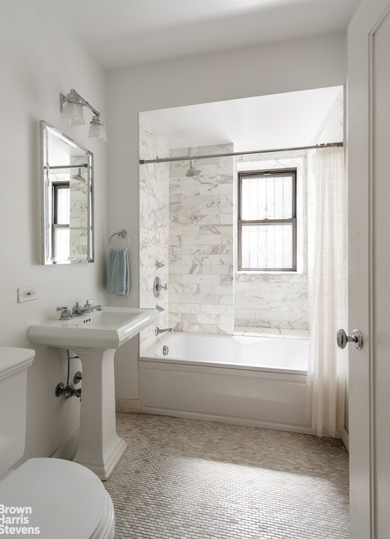 230 Riverside Drive, Unit 1L photo 5