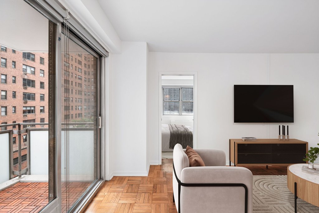 300 East 40th Street, Unit 6C photo 6