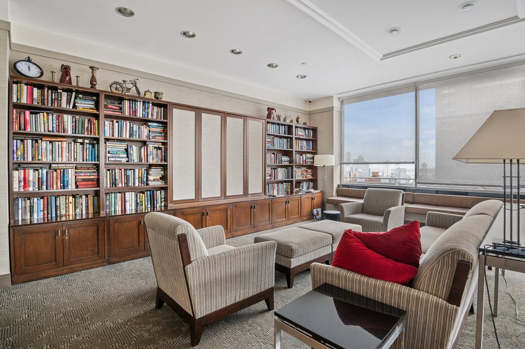 300 East 40th Street, Unit 6C photo 18