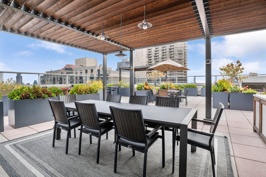 300 East 40th Street, Unit 6C photo 20