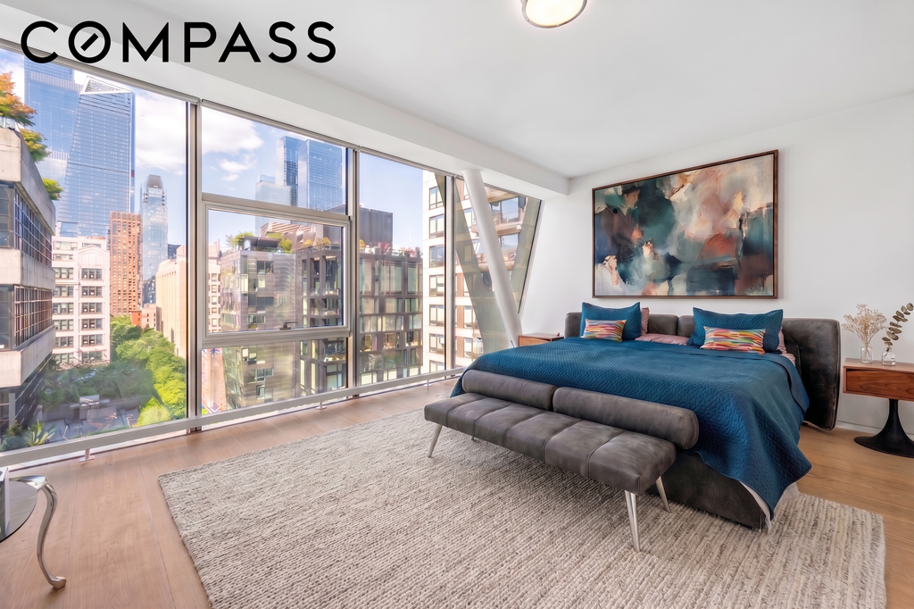 515 West 23rd Street, Unit 10 photo 9