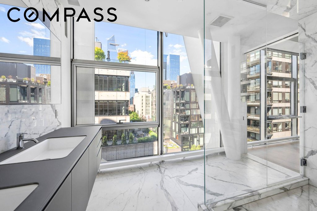 515 West 23rd Street, Unit 10 photo 11