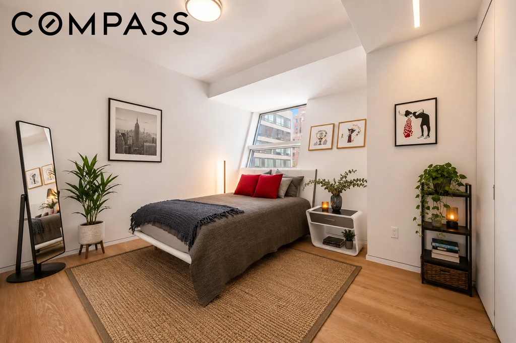 515 West 23rd Street, Unit 10 photo 13