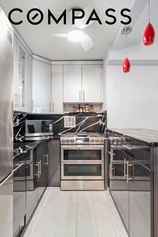 435 East 65th Street, Unit 4E1 photo 5