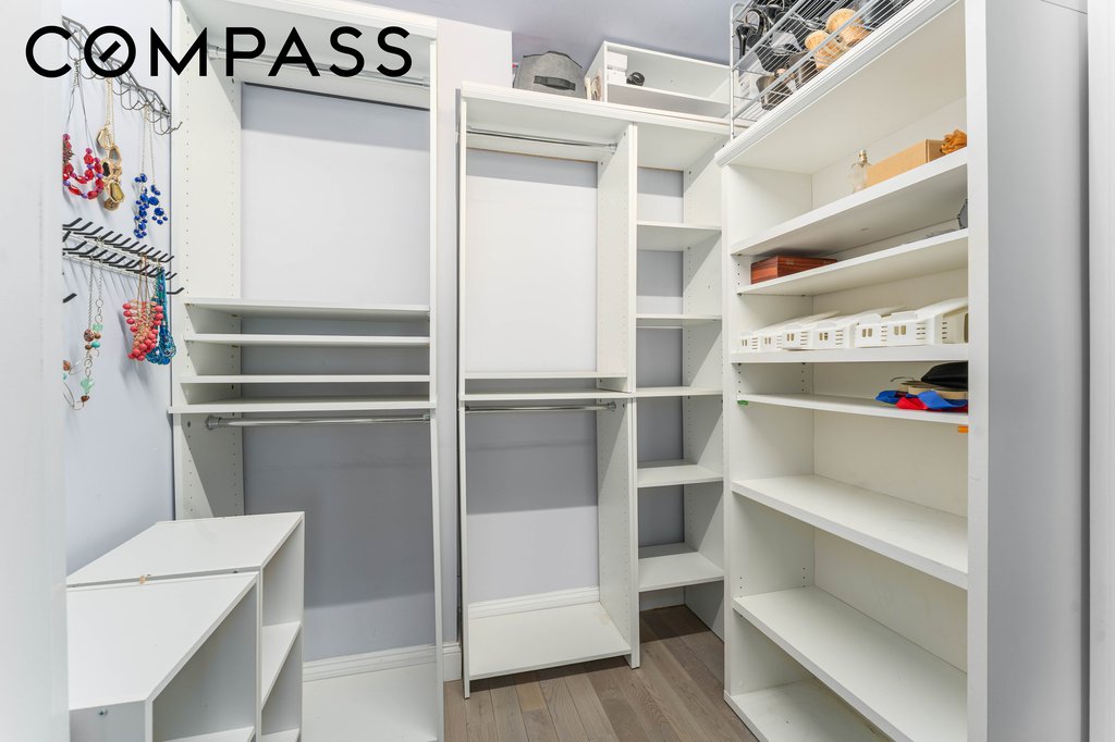 435 East 65th Street, Unit 4E1 photo 7