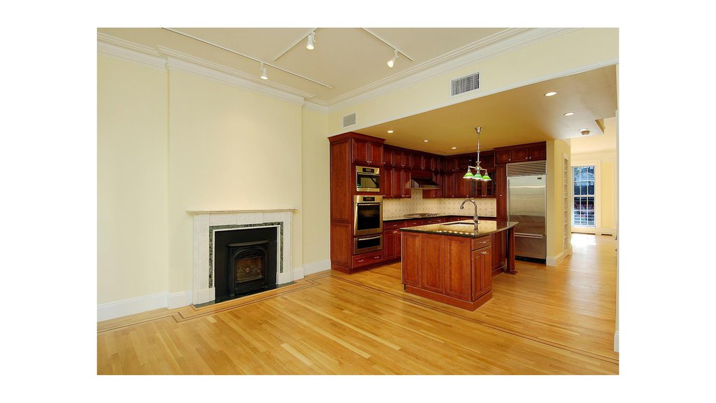 333 East 65th Street – For Rent photo 3